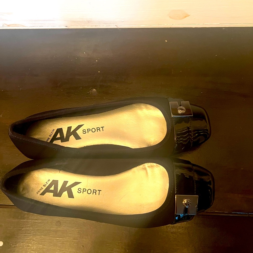 Anne Klein ladies footwear used like new